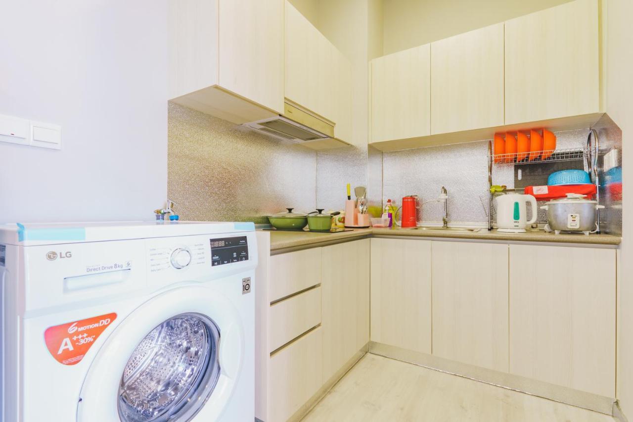 Full Seaview 2R1B Condo For 6Pax In Кота-Кинабалу Экстерьер фото